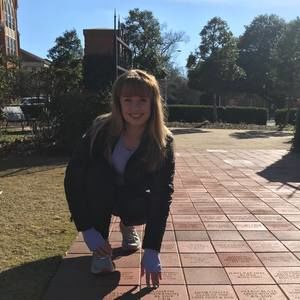 Meet your Posher, Lauryn